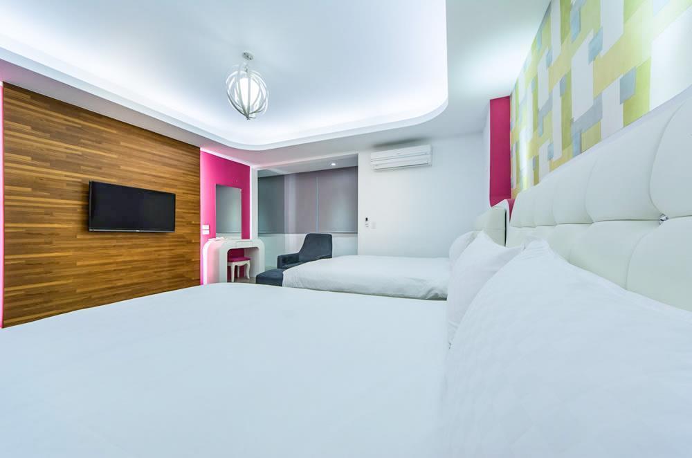 Easy Travel Appartement Hualien Buitenkant foto