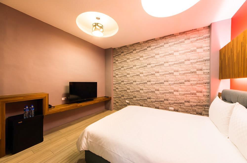 Easy Travel Appartement Hualien Buitenkant foto